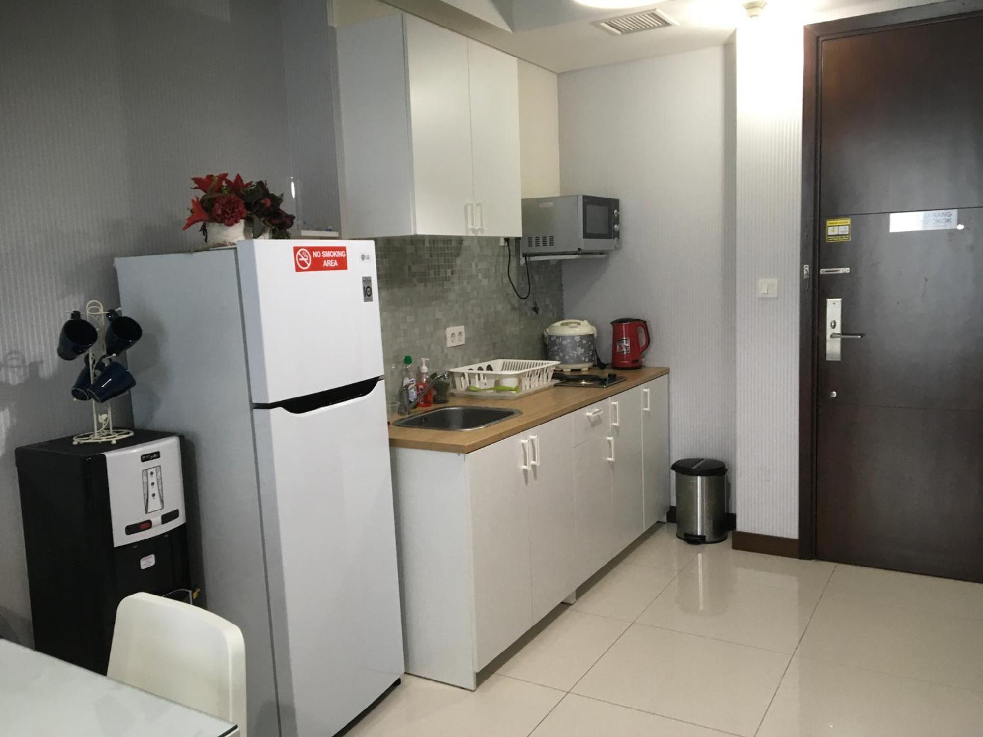 Luxury 2 Bedroom Condo At Casa Grande Residence - Kasablanka Mall Jakarta Exterior photo