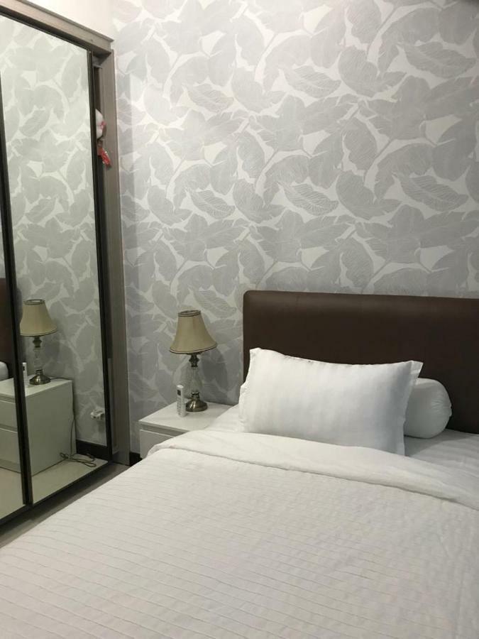 Luxury 2 Bedroom Condo At Casa Grande Residence - Kasablanka Mall Jakarta Exterior photo